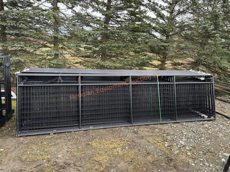 1--16'-mesh-farm-gate-image-8