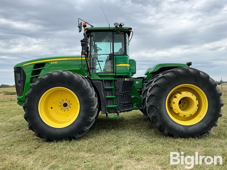 2010-john-deere-9330-4wd-tractor-image-8