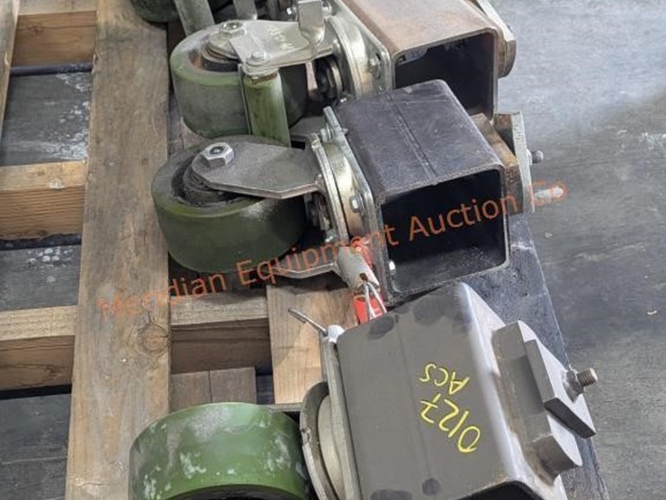 6"-hd-albion-caster-wheels-w/-sb-container-locks-image-4