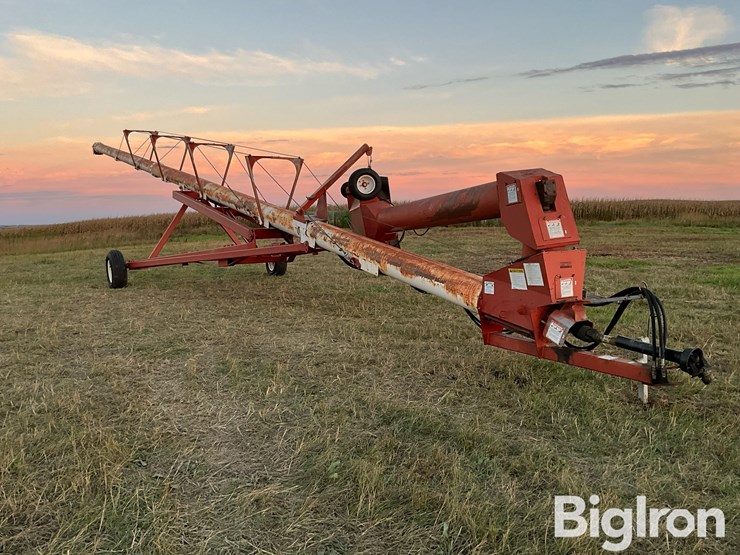feterl-12x72-auger-w/swing-out-hopper-image-3