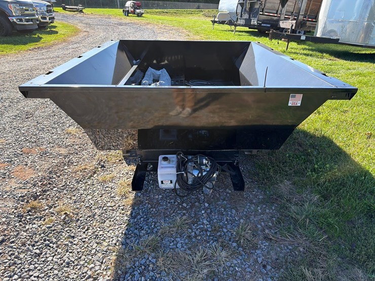 bwise-7’-hydraulic-dump-for-pick-up-image-2