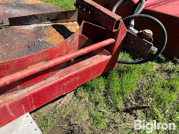 spread-all-litter/spinner-deck-manure-spreader-attachment-image-13