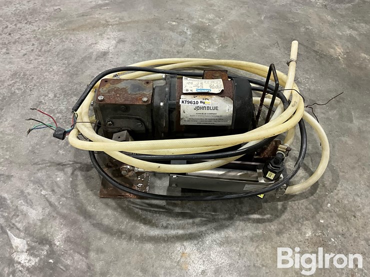 john-blue-21630-100gph-chemigation-pump-image-2