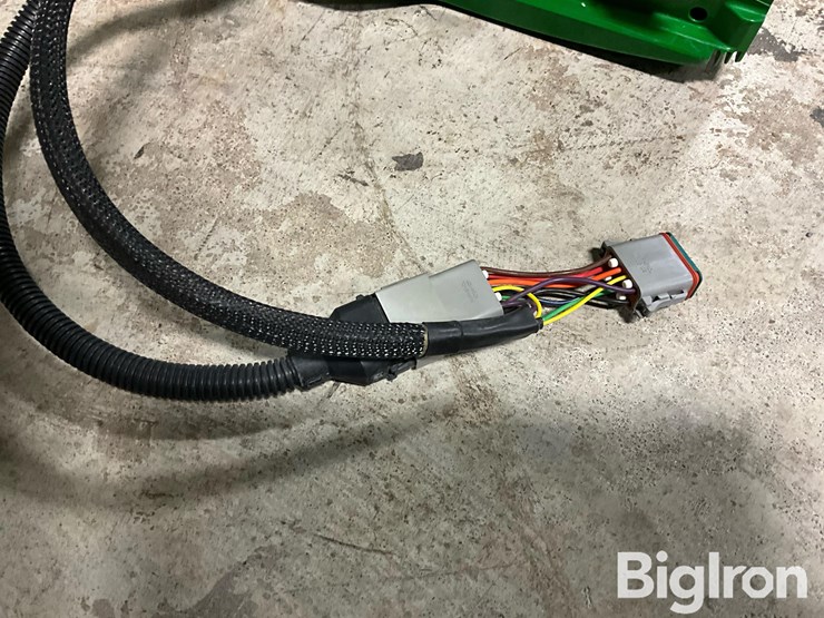 john-deere-starfire-itc-sf1-gps-receiver-w/agra-gps-extend-image-8
