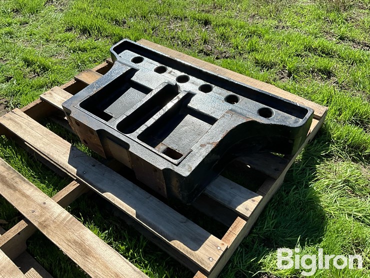 case-ih-magnum/mx-tractor-front-weight-bracket-image-5