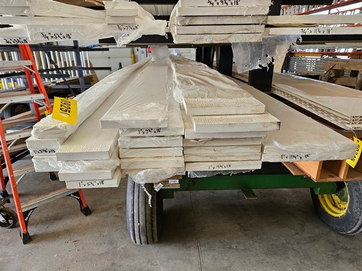 #9250-•-assorted-1"-pvc-siding-image-1