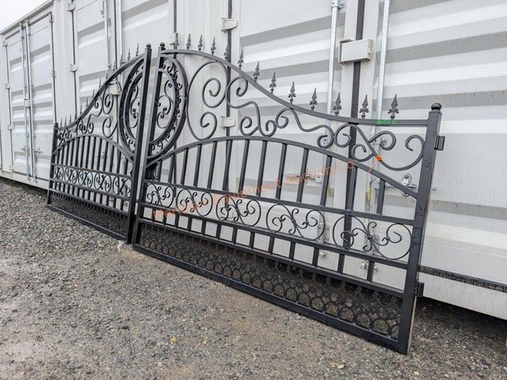 20'-bi-fold-decorative-gate-image-5
