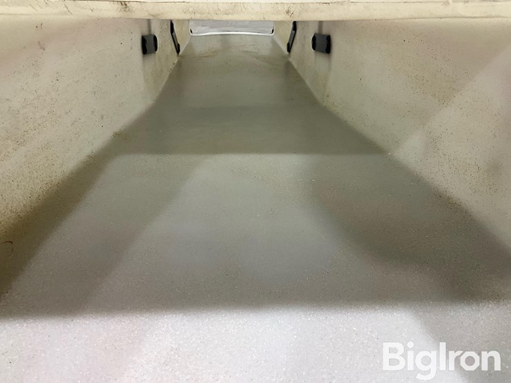 bulk-seed-systems-"prochute"-probox-unloader-image-11