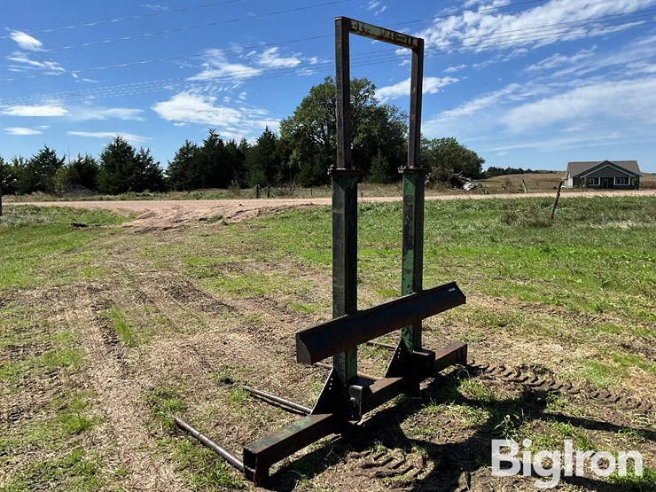 three-bale-spear-loader-attachment-image-7