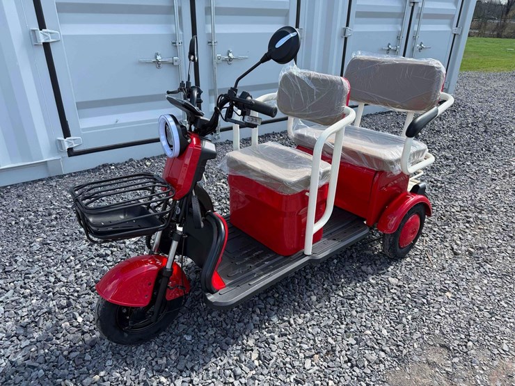 unused-irgc40-battery-powered-mini-golf-cart-*not-put-together-picture-for-reference*-image-1