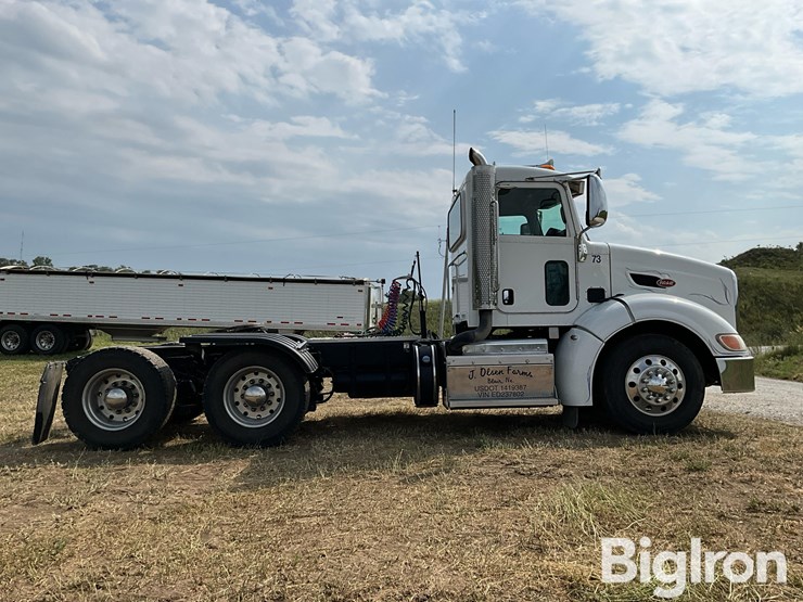 2014-peterbilt-384-t/a-truck-tractor-image-4