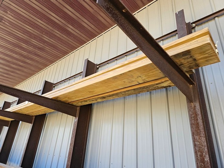 #9268-•-assorted-treated-lumber-image-3