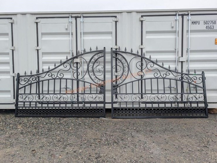 20'-bi-fold-decorative-gate-image-1