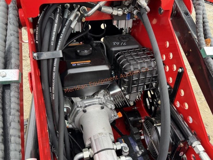 2026-sd-lanch-ssl60-mini-track-loader-image-19