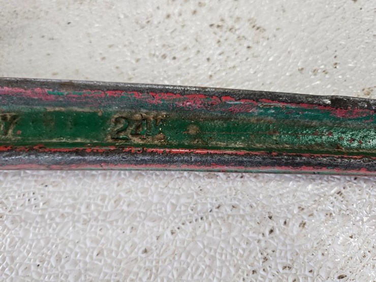 #9296-•-24"-pipe-wrench-image-6