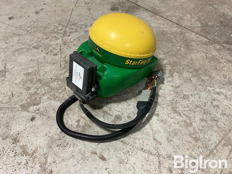 john-deere-starfire-itc-sf1-gps-receiver-w/agra-gps-extend-image-1
