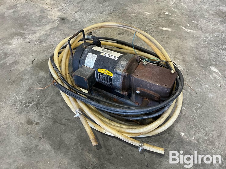 john-blue-20620-30gph-chemigation-pump-image-4