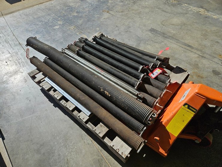 #9241-•-pallet-of-garage-door-springs-image-3