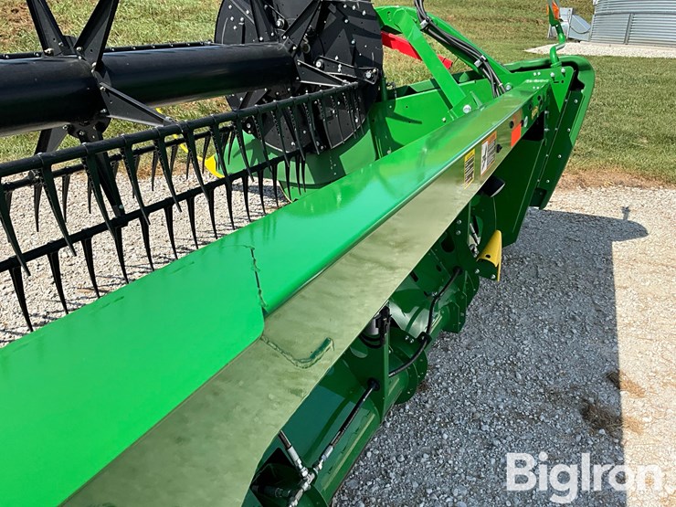 2020-john-deere-730fd-“hydraflex”-draper-header-image-16