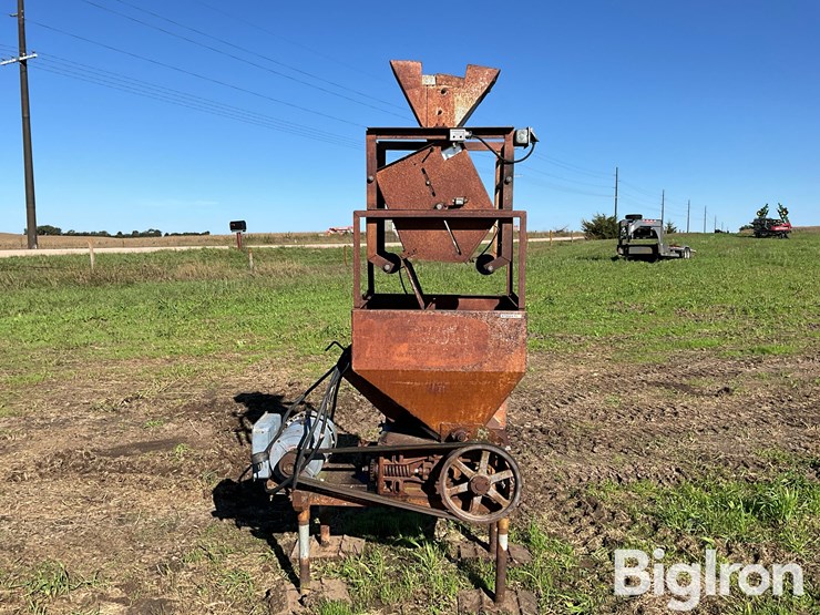 harvestore-roller-mill-image-2