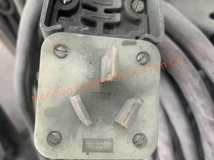 miller-shop-master-300-ac/dc-welder-image-24