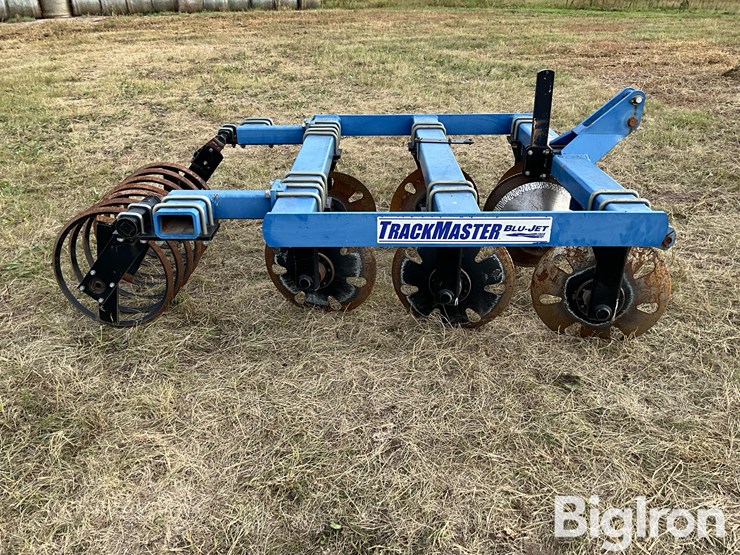 blu-jet-trackmaster-3-pt-pivot-track-closer-image-4
