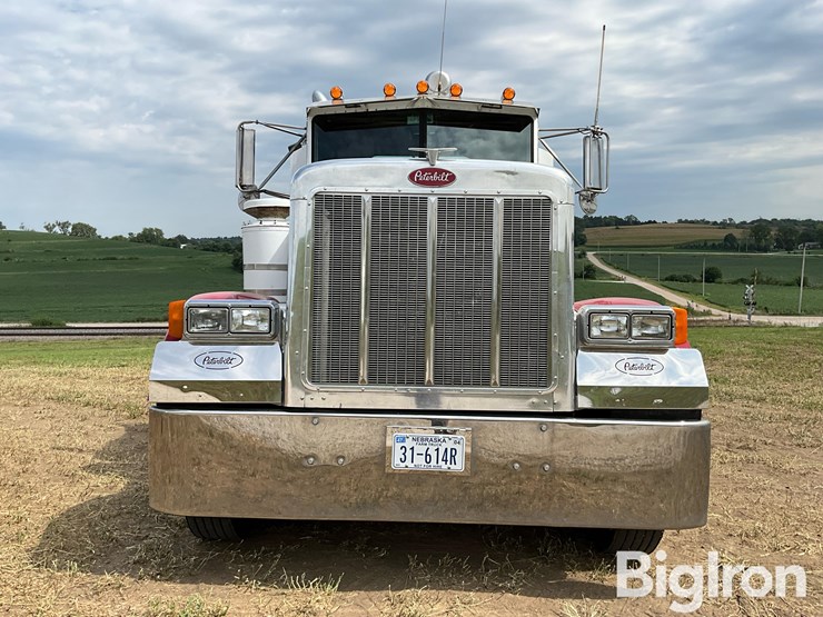 1997-peterbilt-379-t/a-truck-tractor-image-2