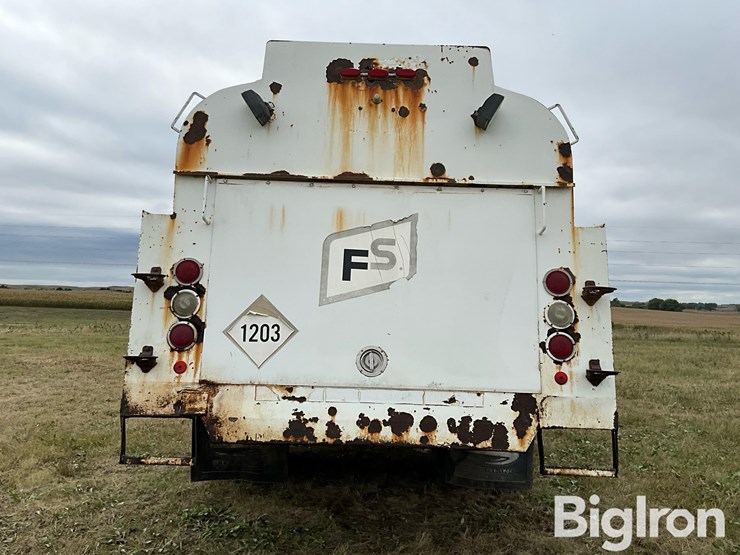 1999-freightliner-fl70-s/a-fuel-truck-image-6
