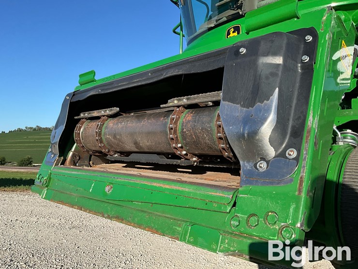 2020-john-deere-s760-2wd-combine-image-19