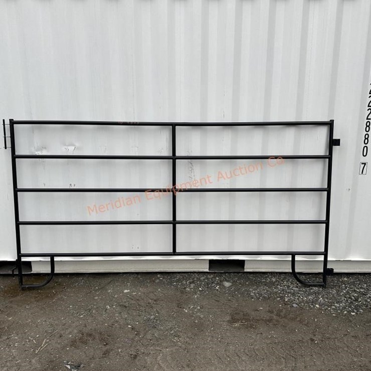 9.5' x 5' LD Livestock Panel New, Bid $ X 4