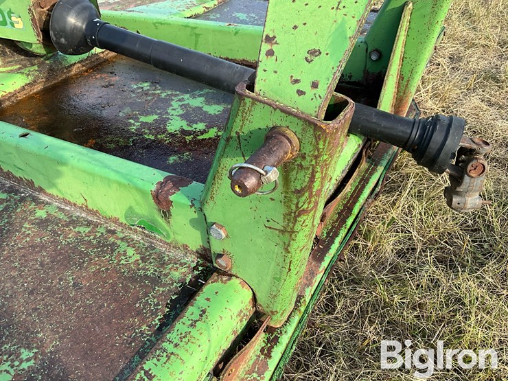 john-deere-709-3-pt-rotary-mower/shredder-image-12