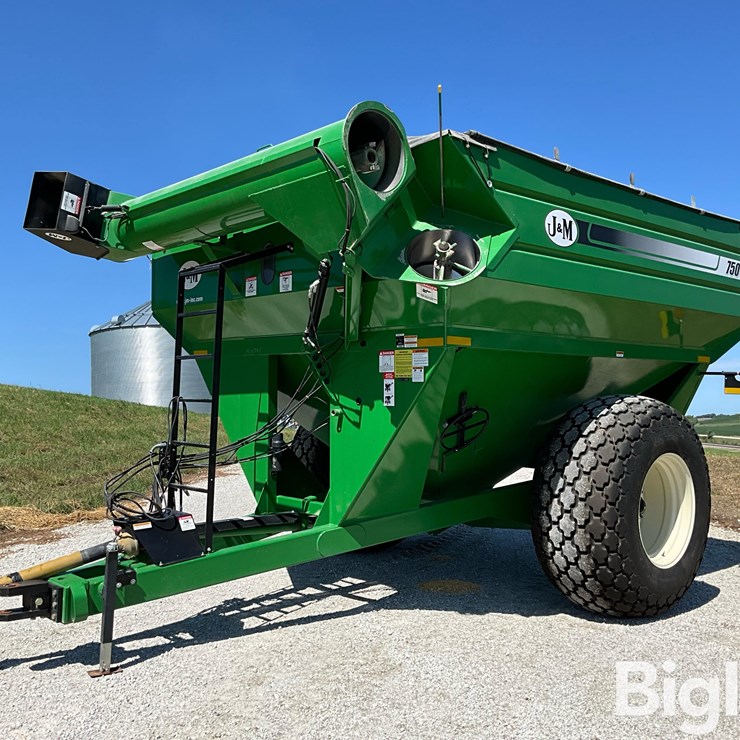 2014 J&M 750-18 Grain Cart