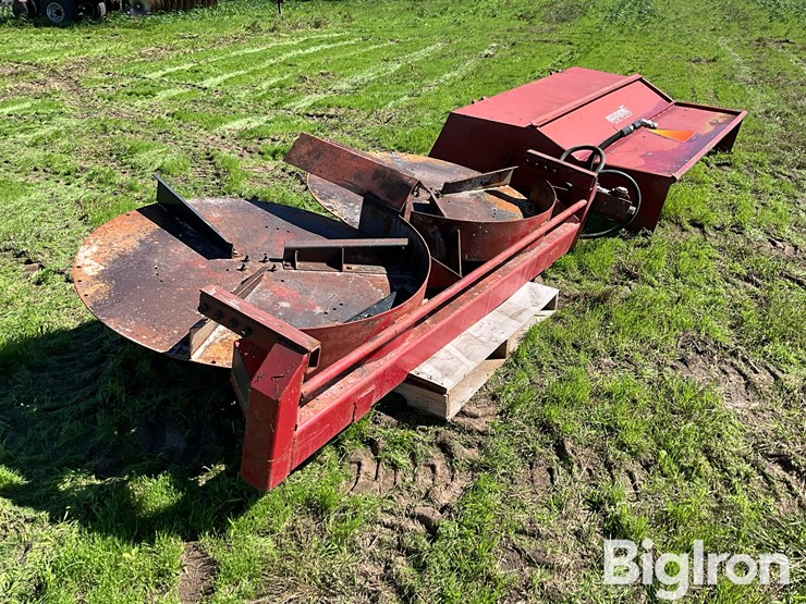 spread-all-litter/spinner-deck-manure-spreader-attachment-image-3
