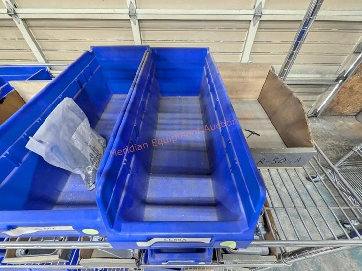 wire-rolling-rack-w/-assorted-electrical-parts-image-10