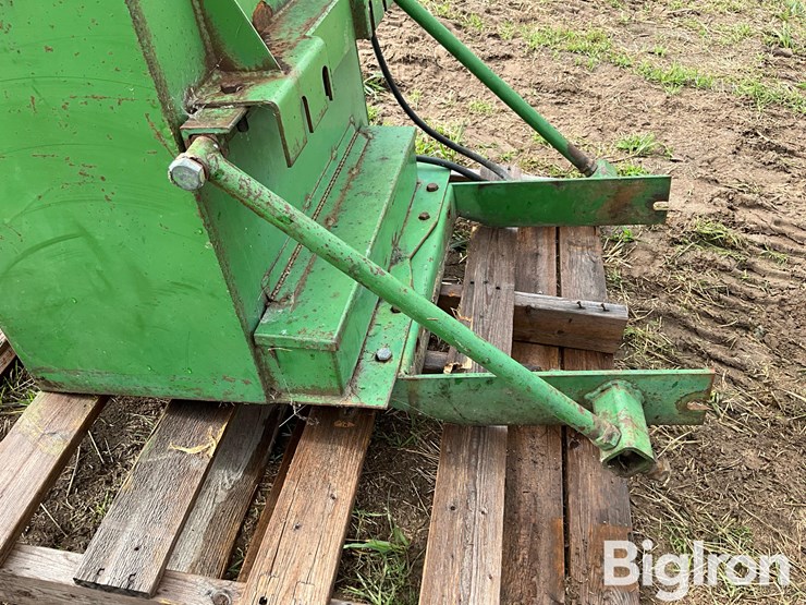 john-deere-tractor-auxiliary-fuel-tank-image-11