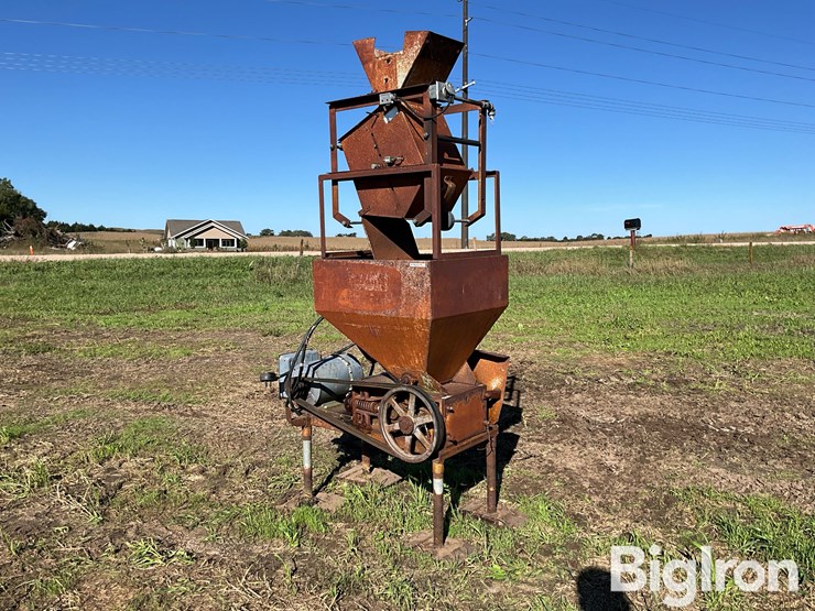 harvestore-roller-mill-image-1