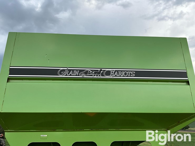 parker-6250-“grain-chariot”-gravity-wagon-image-18