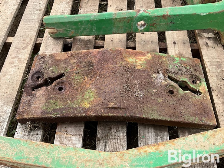 john-deere-tractor-front-stack-starter-weight-brackets-&-slab-weights-image-18