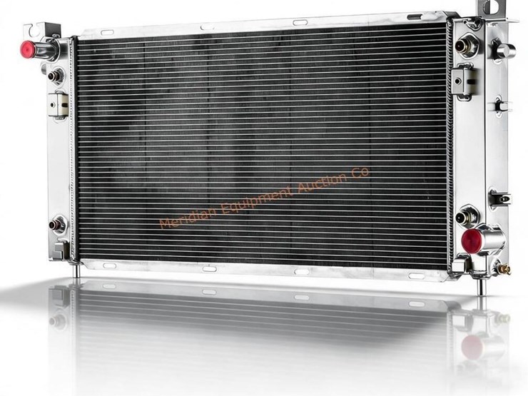 4-row-core-aluminium-14-2020-gm-1500-3500-truck-image-9