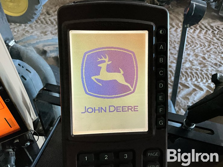 john-deere-greenstar-mobile-processor-brown-box-w/autotrac-key-&-data-cards-image-18