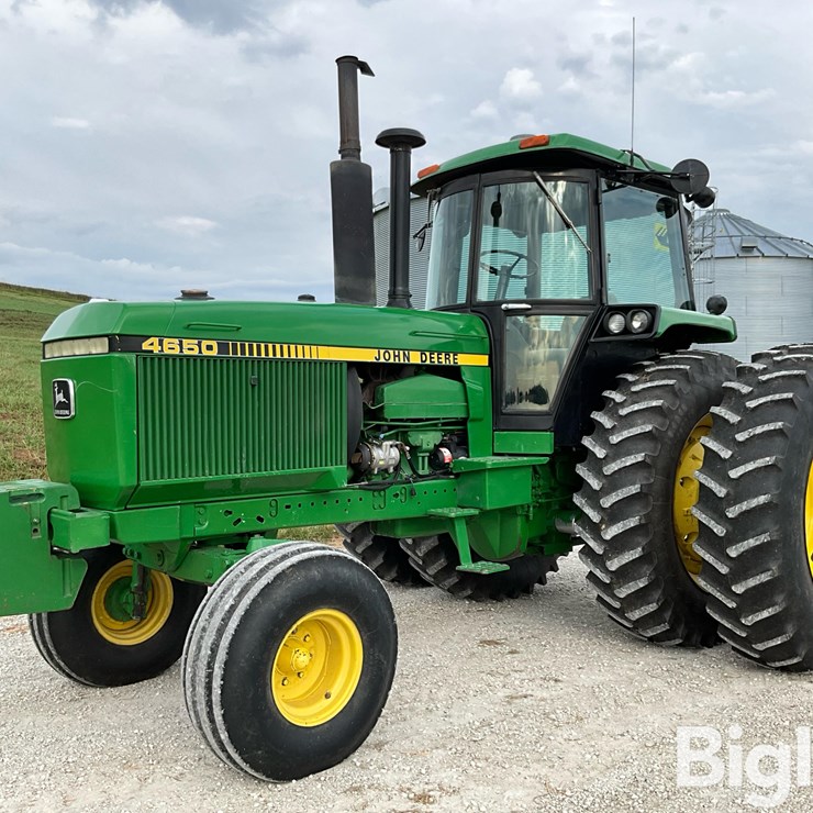 1985 John Deere 4650 2WD Tractor