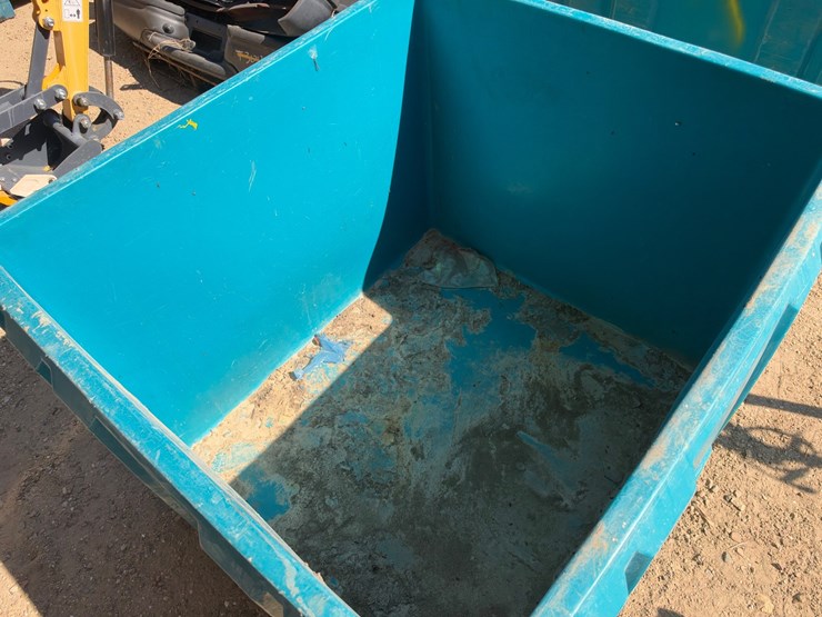 #5197-•-thermosafe-dry-ice-transport-bin-image-4