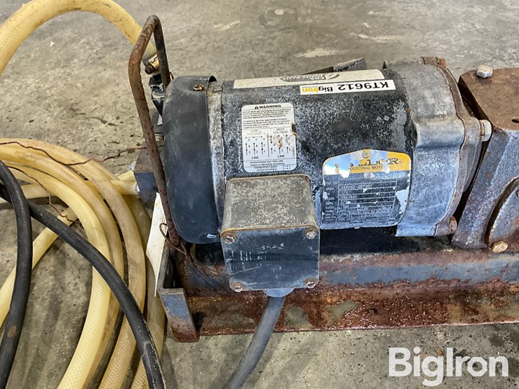 john-blue-20620-30gph-chemigation-pump-image-10