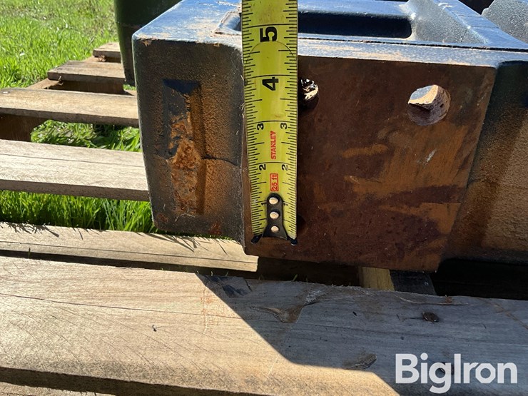 case-ih-magnum/mx-tractor-front-weight-bracket-image-10