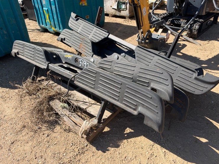 #5192-•-(5)-step-up-truck-rear-bumpers-image-1