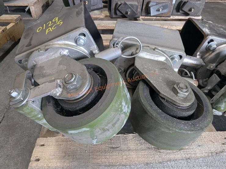 6"-hd-albion-caster-wheels-w/-sb-container-locks-image-7
