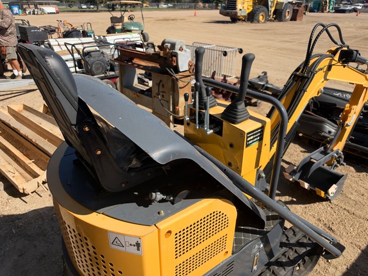 #5193-•-landhero-mini-excavator-image-5