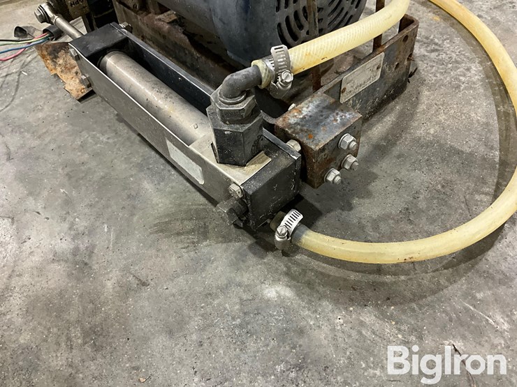 john-blue-21630-100gph-chemigation-pump-image-17