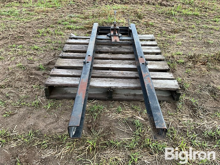 anhydrous-toolbar-nurse-tank-hitch-image-5