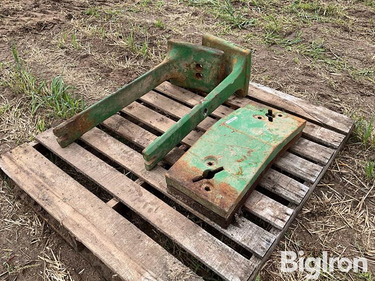john-deere-tractor-front-stack-starter-weight-brackets-&-slab-weights-image-4